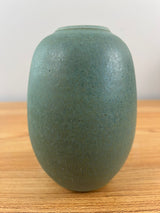 CLAIRVAUX CALIFORNIA STUDIO ART POTTERY GREEN VASE FATHER ANTHONY BELLESORTE 1998