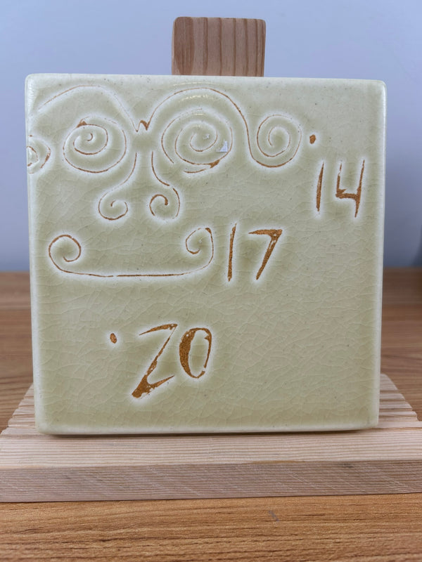 Motawi Tileworks Art Pottery Yellow Beige Happy Face Factory Test Tile 6X6