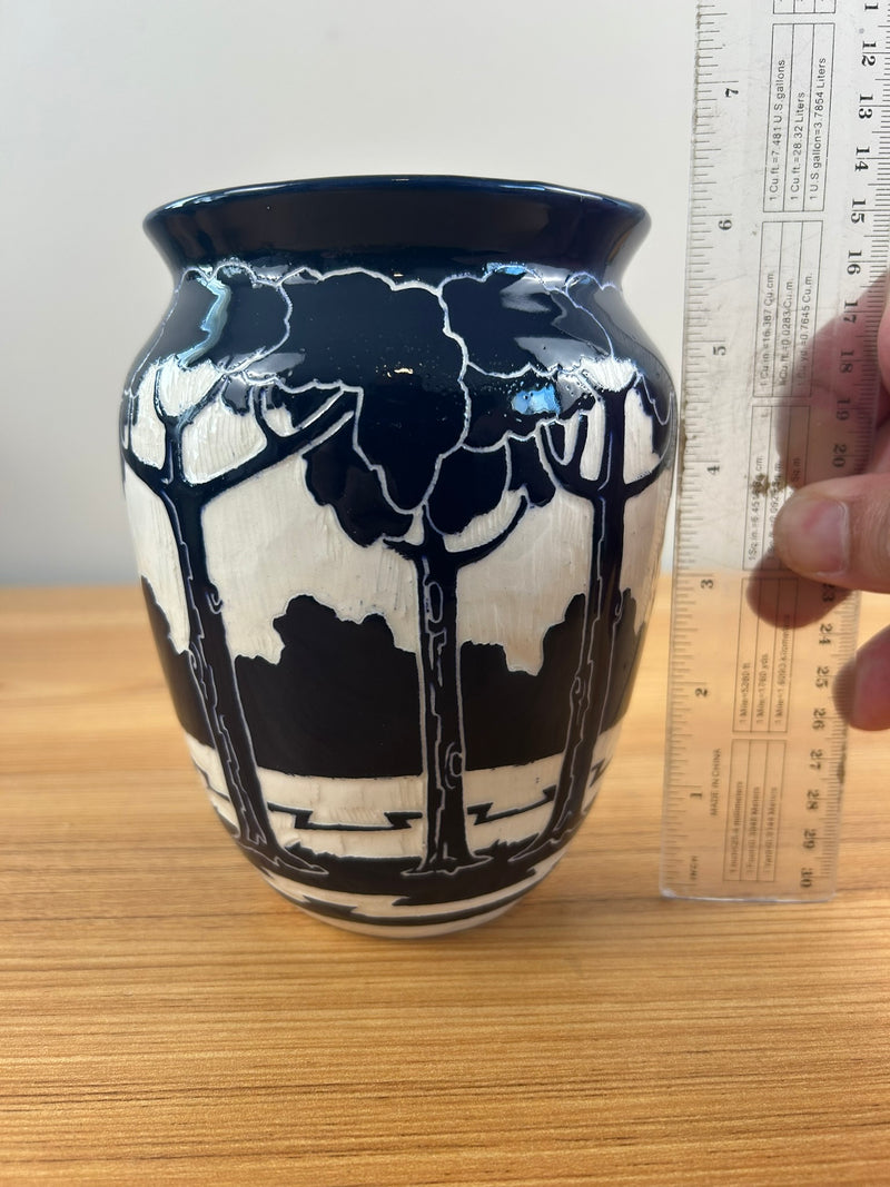 Ken Tracy Studio 2020 Art Deco Pottery Hand Made Scenic Blue White Ceramic Vase